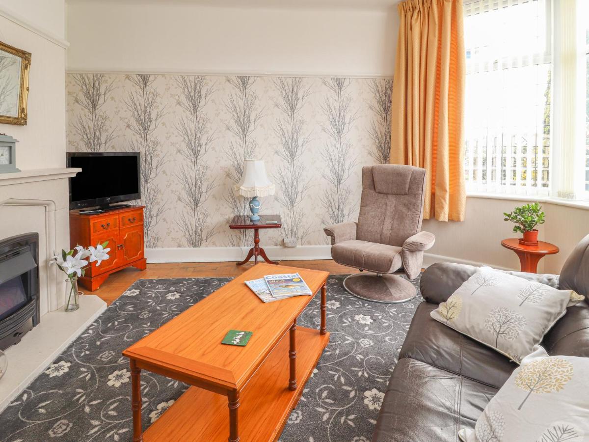 Coniston Apartment Colwyn Bay Ngoại thất bức ảnh